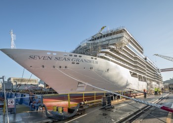 Fincantieri: Seven Seas Grandeur floated out in Ancona