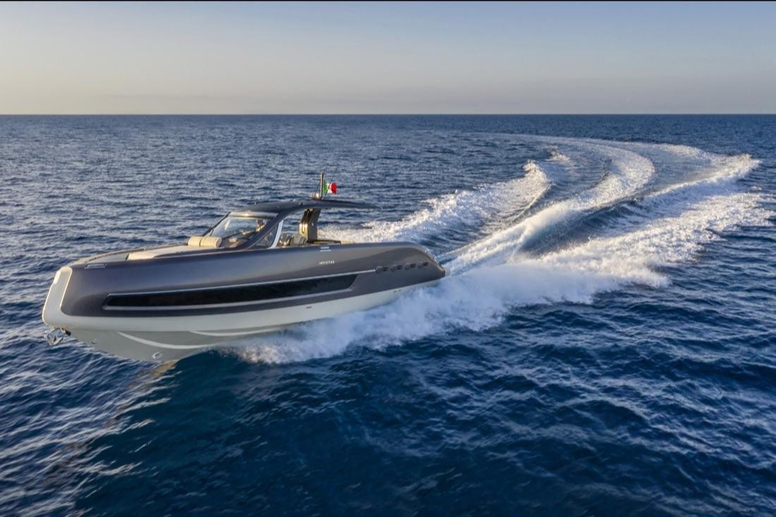 Invictus Yacht double US debut at 2022 Miami Int'l Boat Show