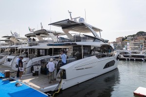 Absolute Yachts trionfa a Cannes con la generazione 2022