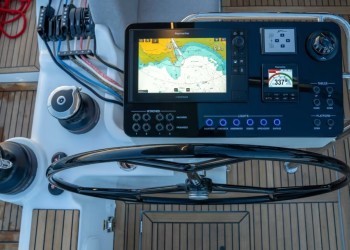 Raymarine partner to Beneteau Oceanis Sailing Yachts for 2023 Onwards