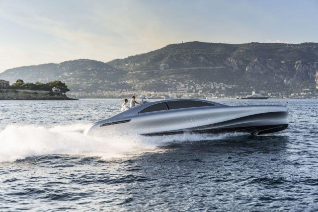 Silver Arrow motor yacht announces new collections