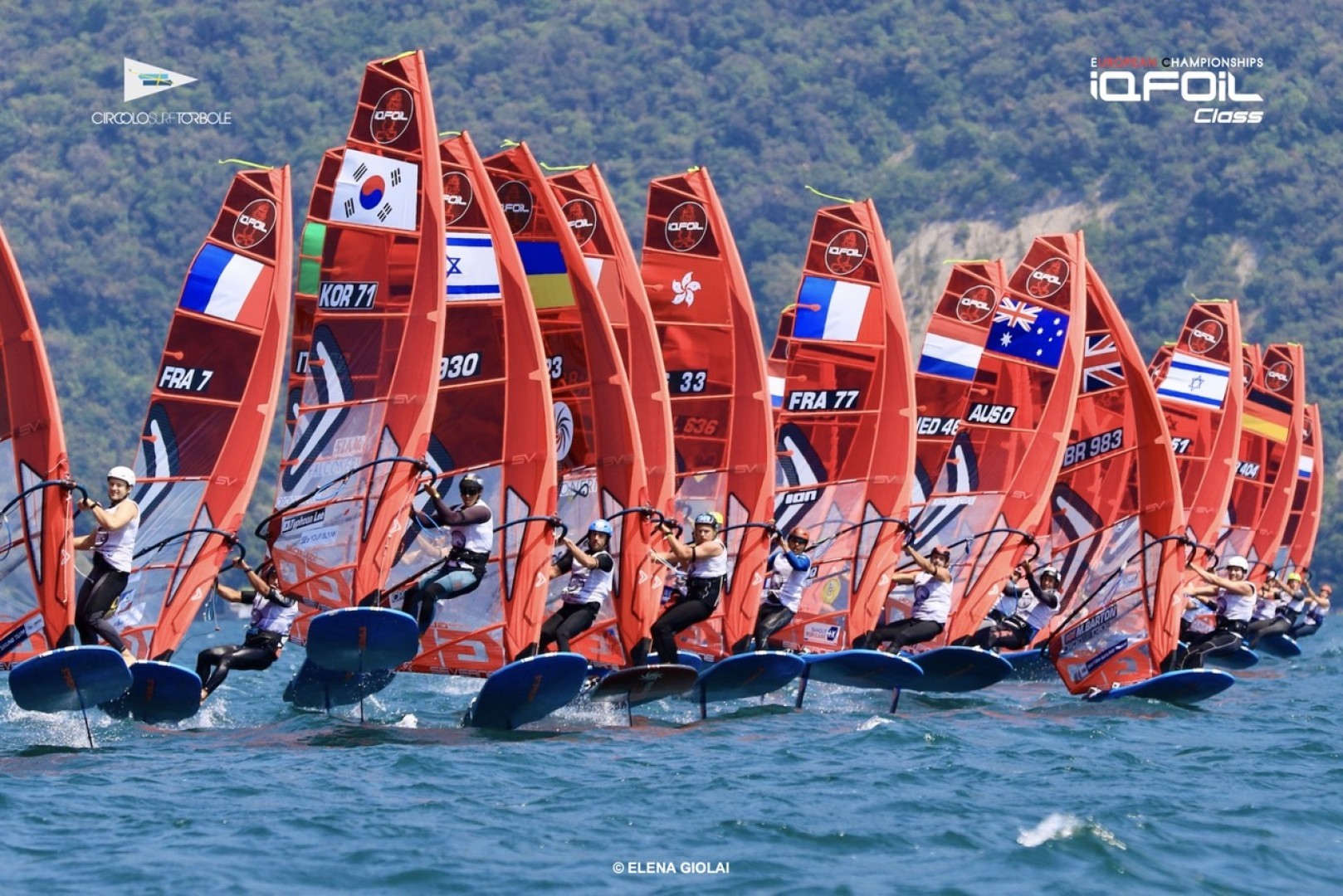 Windsurf olimpico: Nicolò Renna ancora secondo agli Europei iQFoil di Torbole