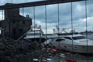 Porto Carlo Riva, Rapallo: barche distrutte dal fortunale