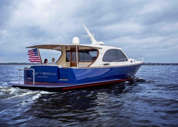 Palm Beach Motor Yachts announces the Palm Beach 52 at the Miami Yacht & Brokerage Show 2015