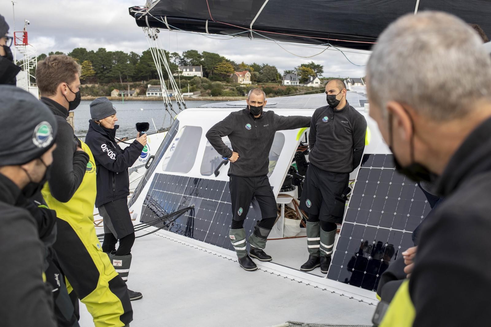 Dona Bertarelli and Yann Guichard, end of standby for the Jules Verne Trophy