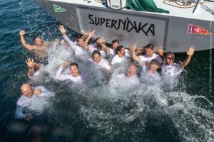 'Un equipaggio affiatato diventato un gruppo, nel vero senso del termine' - Roberto Lacorte, Armatore Timoniere di SuperNikka  ph.Taccola