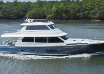 New flagship Grand Banks 85 at 2022 Palm Beach Boat Show