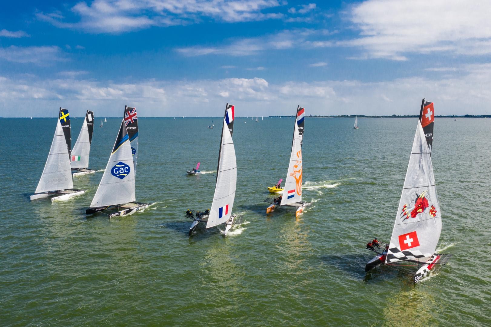 Medemblik M32 podium wide open going into final day