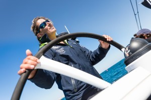 Dee Caffari skipper di Turn the Tide on Plastic, di cui Sky Ocean Rescue è partner ufficiale