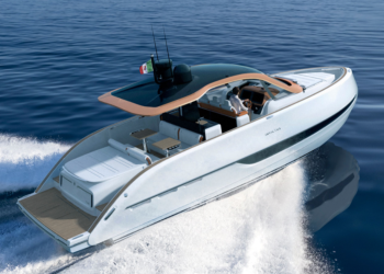 New Invictus TT420 made its world debut at Boot Dusseldorf 2023