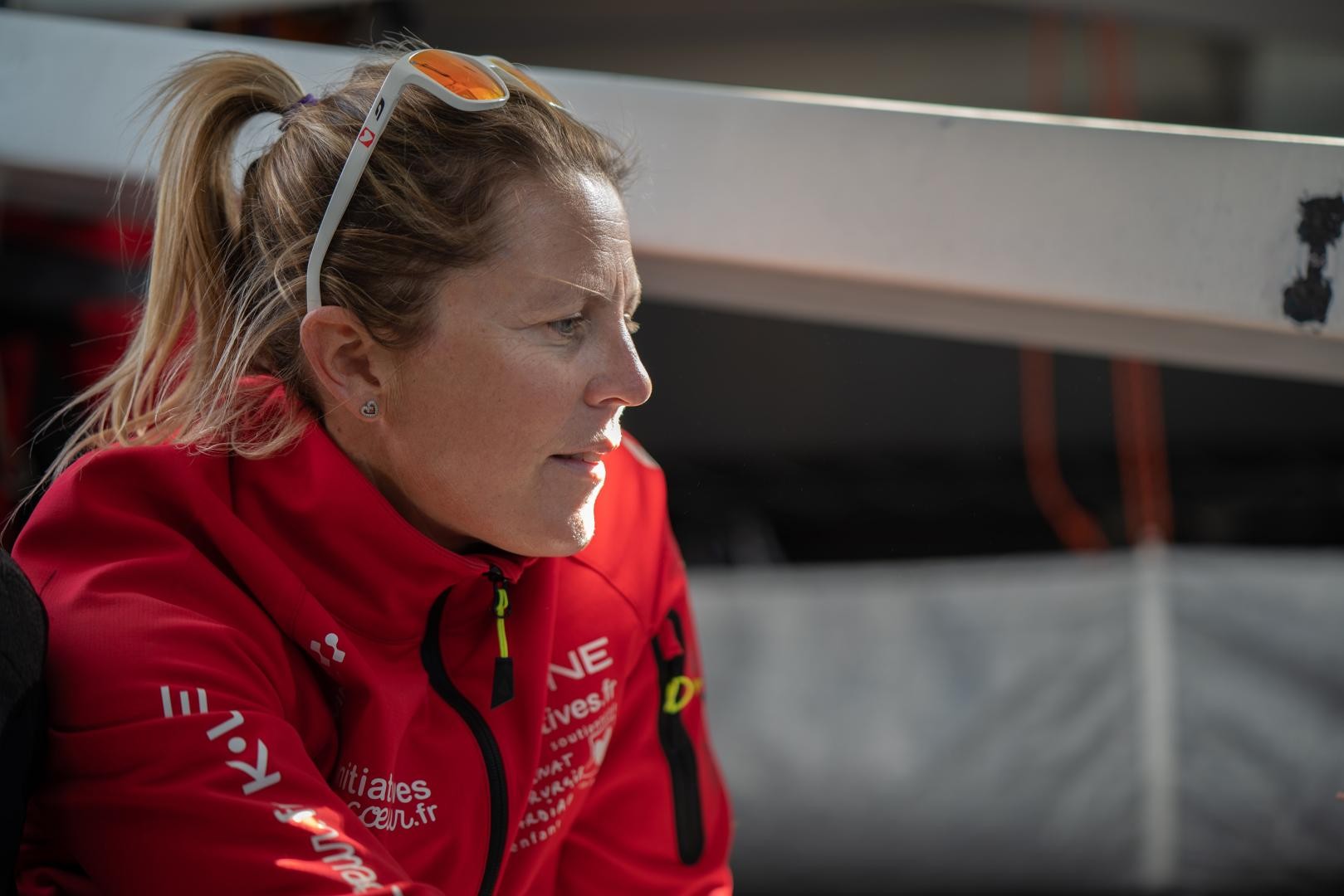Sam Davies on Initiatives-Coeur (IMOCA) abandons the race: 'I can see my boat bending under my feet'