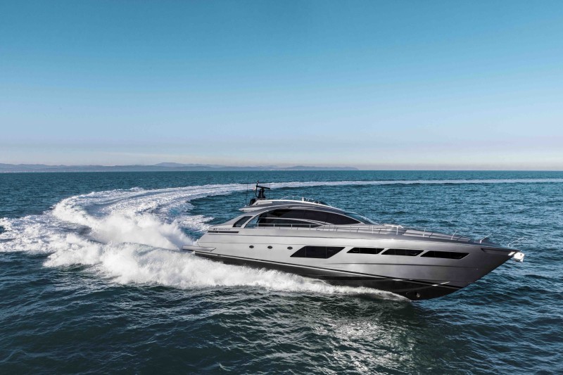 Pershing 8X  @ Dubai International Boat Show 2022