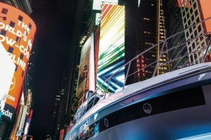 Azimut S6 in Times Square