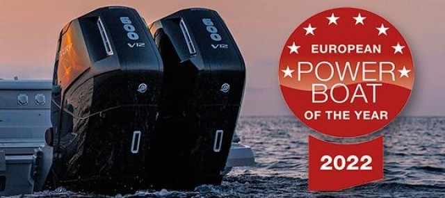 Mercury Marine wins 2022 European Powerboat of the Year Innovation Award for V12 600hp