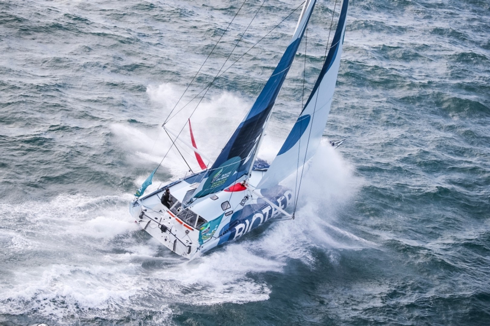 Biotherm Racing continue boat prep and reveal Leg 1 crew