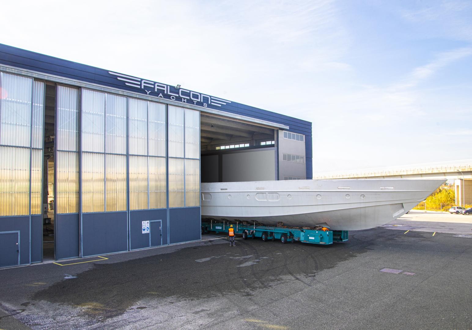 Falcon Yachts annuncia la vendita del suo nuovo 40 metri