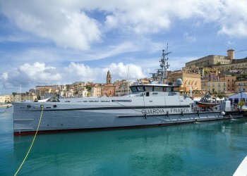 Allo Yacht Med Festival iil pattugliatore Monte Sperone della Guardia di Finanza