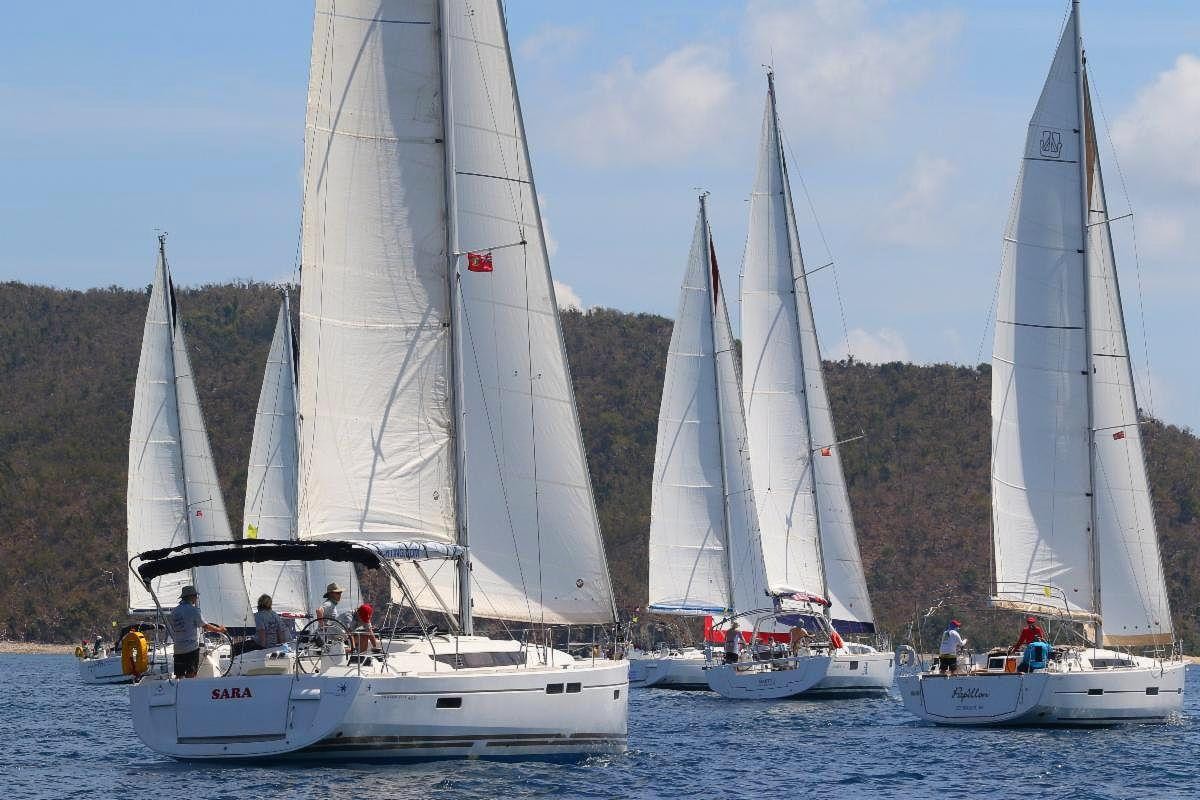 Sailing on courses between the islands, on the Caribbean Sea and Sir Francis Drake Channel keep the competitive bareboat fleet