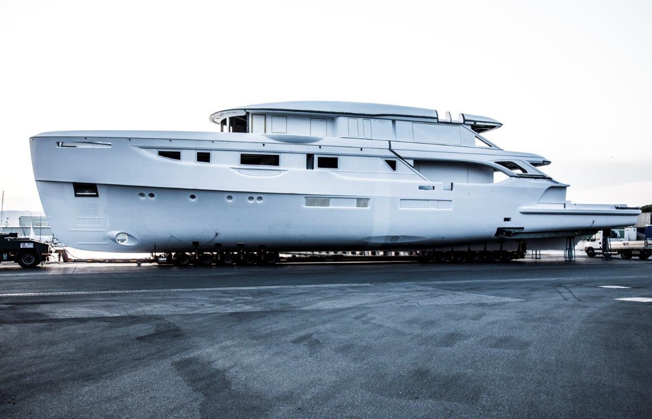 Benetti: First Oasis 40M sold to an American owner