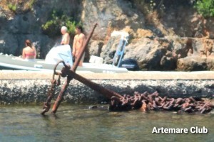 L'ancora del Panigaglia nei moli in rovina del Porto Canale di Santa Liberata - Artemare Club