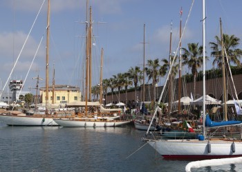 Torna a torna a Marina Genova, Yacht & Garden