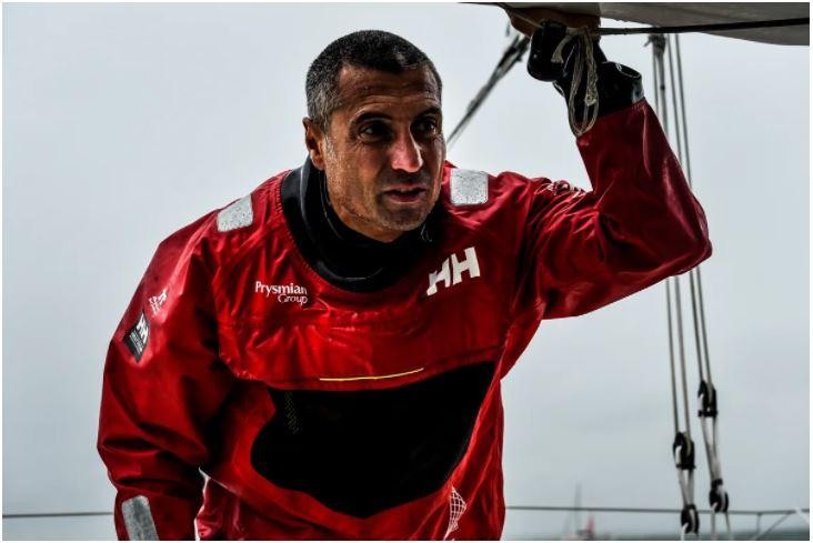 Anche per la sua seconda partecipazione al Vendée Globe, Giancarlo Pedote potrà contare sull'abbigliamento tecnico Helly Hansen