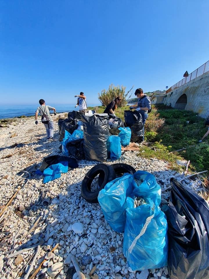 Inquinamento bottiglie di plastica: Assonautica Venezia scrive a Costa
