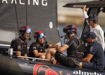 Il fuoco della regata è tornato per Alinghi Red Bull Racing