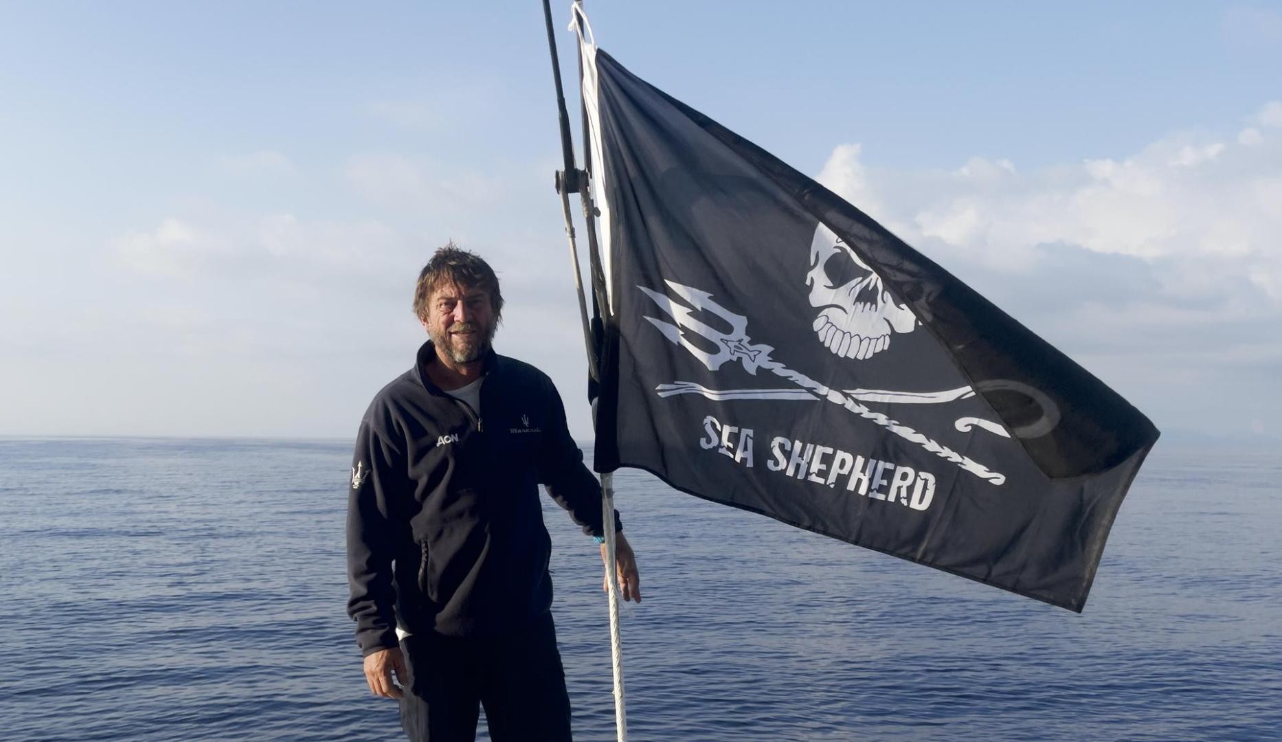 Giovanni Soldini a bordo di Sea Shepherd