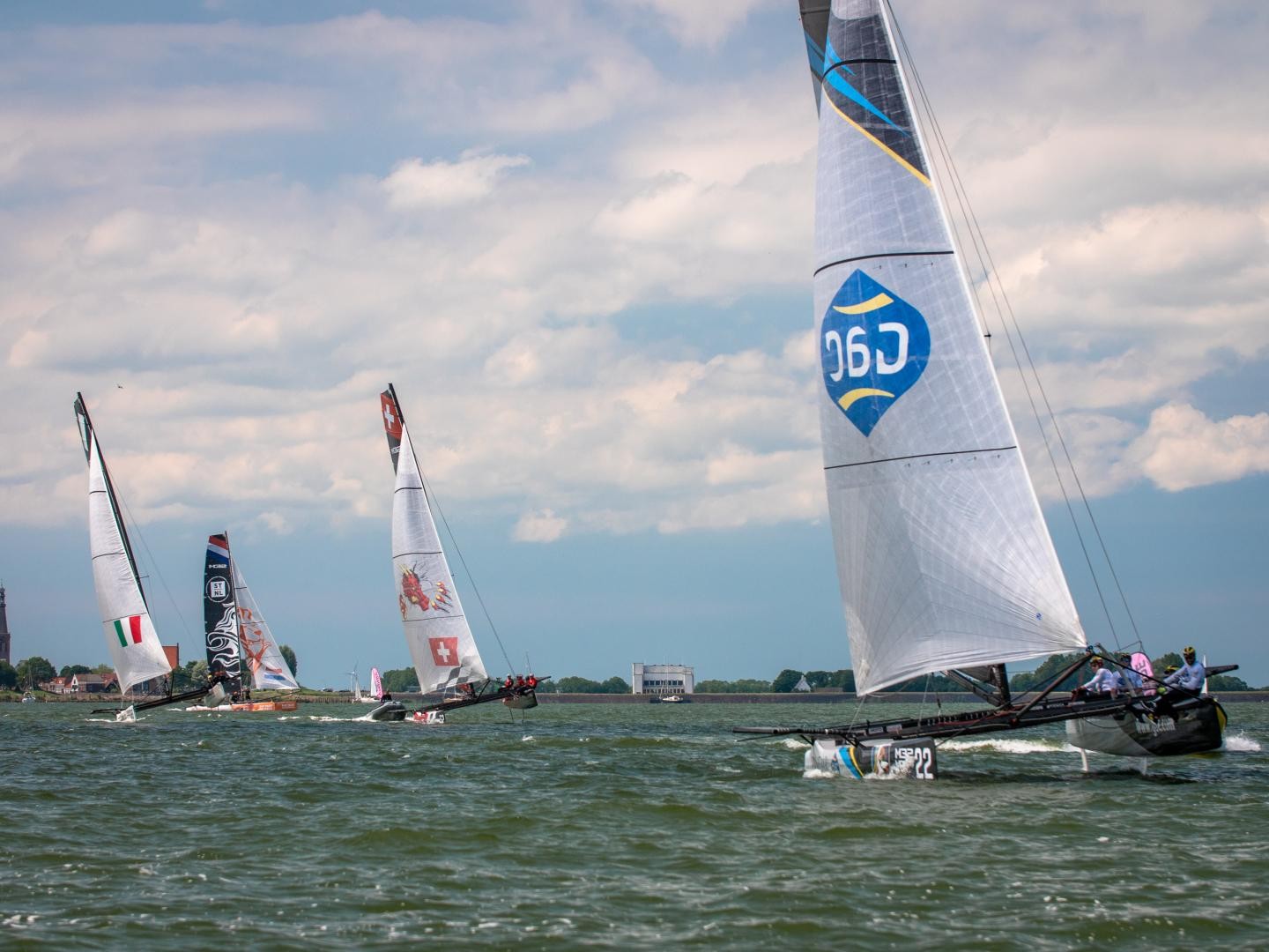  Medemblik M32 podium wide open going into final day
