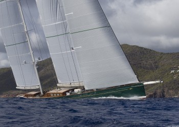Hetairos set a new race record for Round Antigua Race