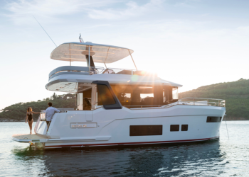 New Sirena 48 made its world debut at 2023 Cannes Yachting Festival