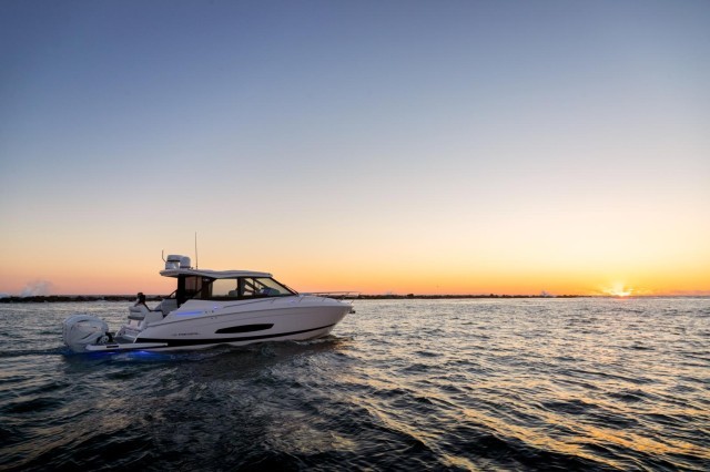 Regal Marine Industries unveils two all-new models live