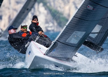 Aspire extends on second day of 5.5 Metre Alpen Cup
