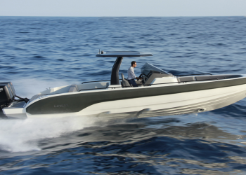Onda Tenders delivers its first fully customisable 371GT flagship model