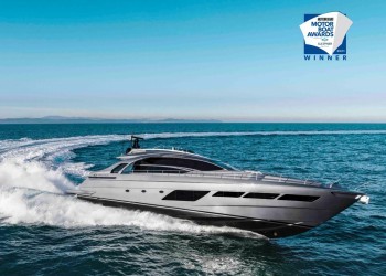 Pershing 8X is a winner at the Motor Boat Awards 2021