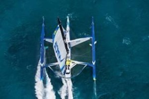 Solo round the world : The MACIF trimaran is on standby from Sunday 22 Octobe