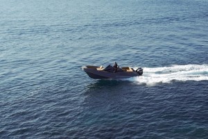 ZAR Formenti 95 SL e Suzuki DF350, la prova in mare