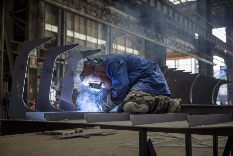 Wider cuts first steel for its full-custom superyacht Moonflower 72 in Venice