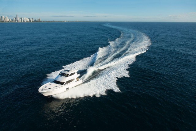 Striking new luxury yacht Maritimo M59