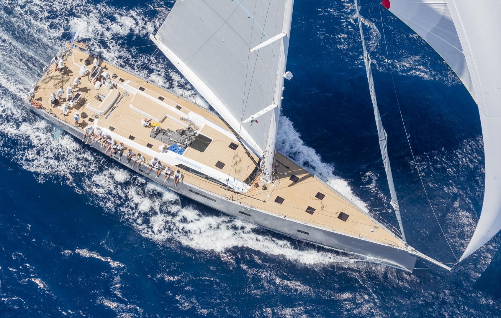 Southern Wind: SW105 Kiboko Tres shines in the gusty breeze