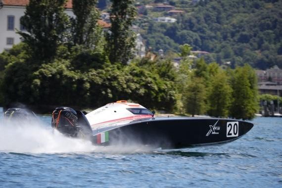 Il Mondiale UIM XCAT sbarca a Stresa: pole position per Dubai Police