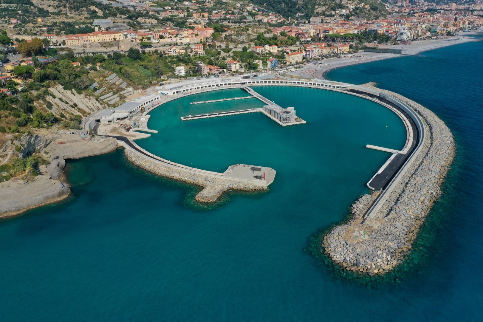 Cala del Forte: Aperto il nuovo porto turistico di Ventimiglia