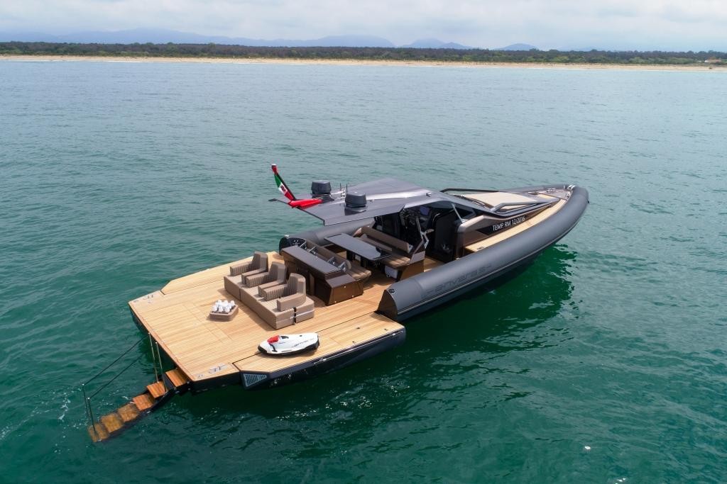 Il nuovo modello ANVERA 48 al Versilia Yachting Rendez-vous