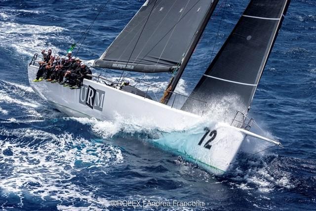 Rough conditions force early spate of Rolex Sydney Hobart withdrawals