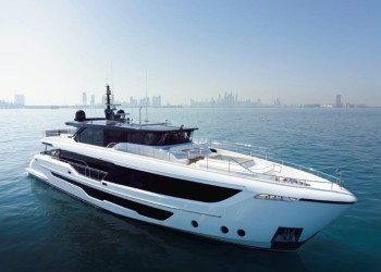 Journalists Delight in Inaugural Encounter with Majesty Yachts' Majesty 111