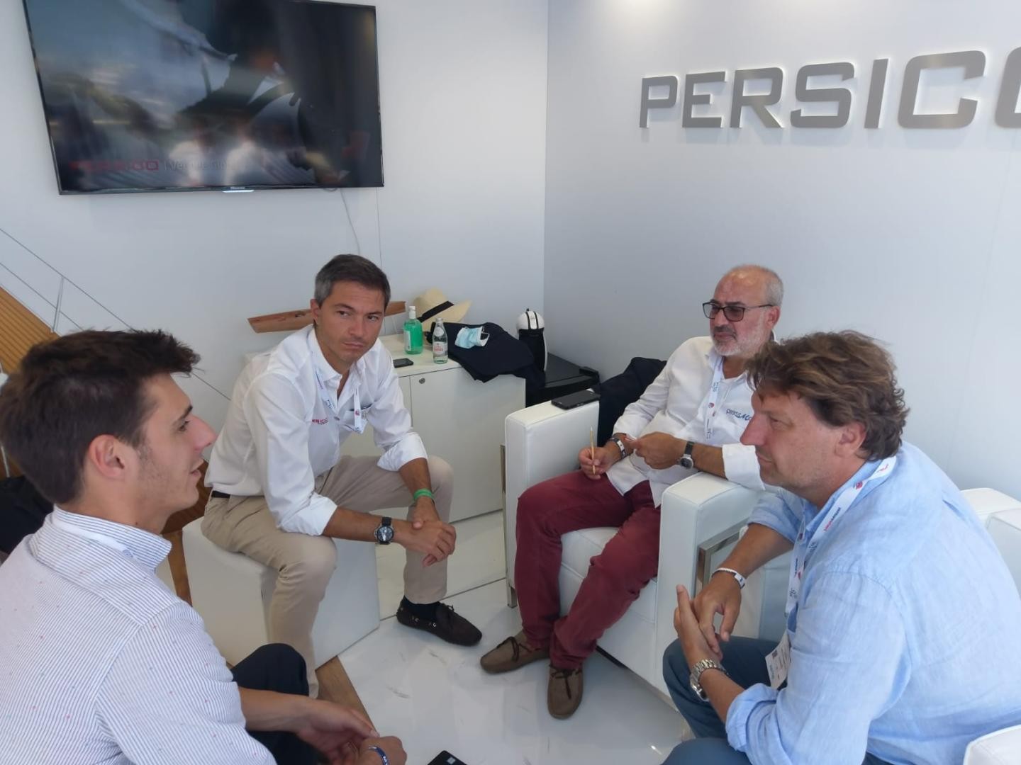 With Shaun Carkeek (right), Daniele Mazzon (left) e Marcello Persico (back in center) a the Monaco Yacht Show